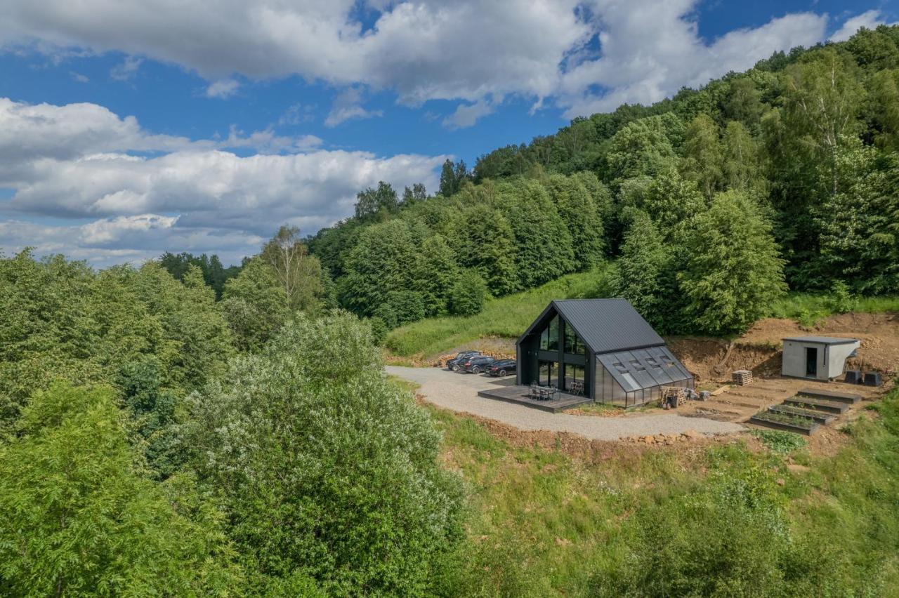 Czarny Domek W Gorach Pieszyce Buitenkant foto