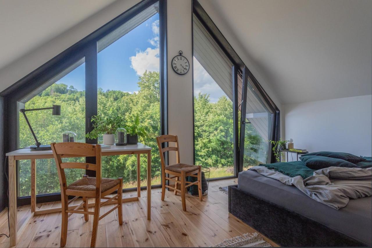 Czarny Domek W Gorach Pieszyce Buitenkant foto